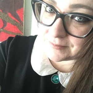 PLEASE READ - Smoke free and cat friendly home.